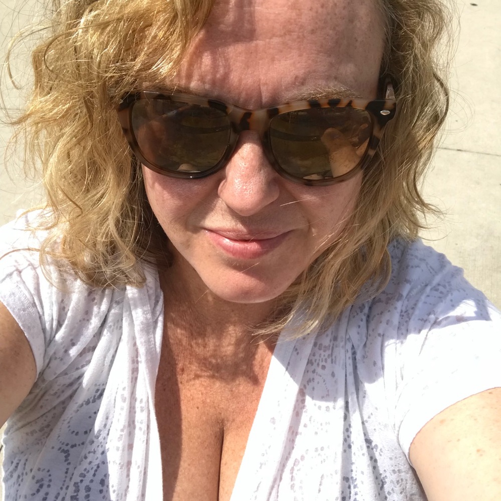 Meet your Posher, Jennipher